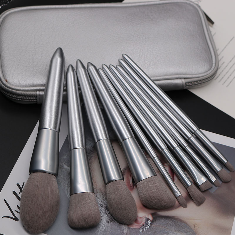 Silbergraues weiches Tierfell-Make-up-Pinsel-Set 8-tlg 